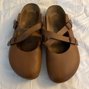Birki’s by Birkenstock Tan cross-strap slip on shoes